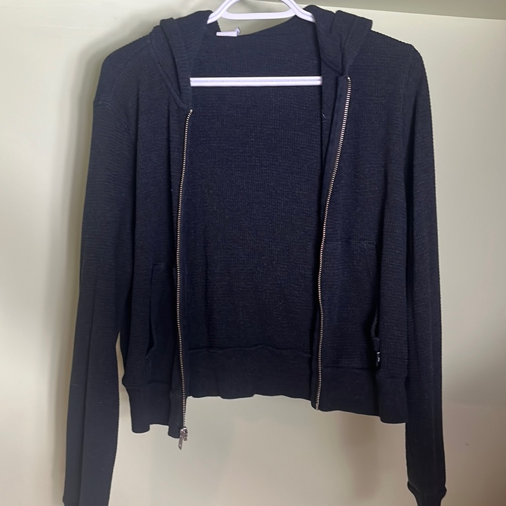 TNA WAFFLE CROP ZIP-UP BLACK SIZE L 🖤